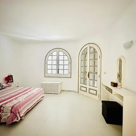 Villa Global Immo 8010 Montclar Roses